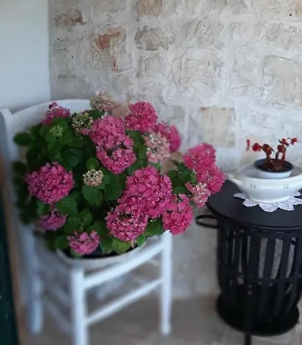 Trullo Donna Caterina * Ceglie Messapica