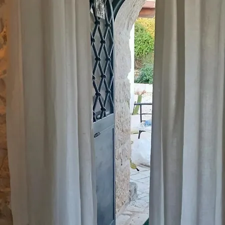 Trullo Donna Caterina * Ceglie Messapica
